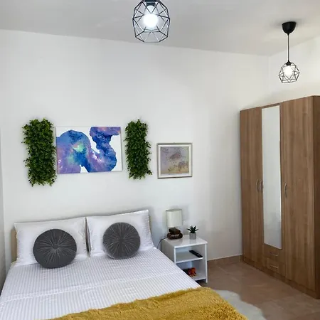Apartment Sara