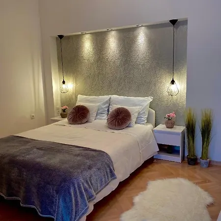 Apartment Sara