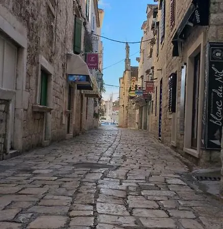 Sara Apartamento Trogir